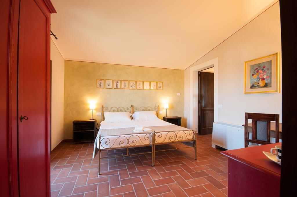 Agriturismo Borgo Tra Gli Olivi Кастилион Фиорентино Екстериор снимка