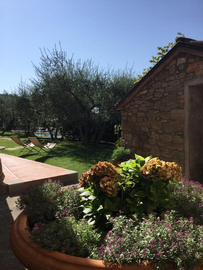 Agriturismo Borgo Tra Gli Olivi Кастилион Фиорентино Екстериор снимка