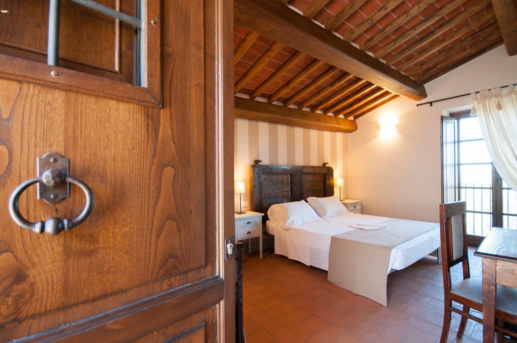Agriturismo Borgo Tra Gli Olivi Кастилион Фиорентино Екстериор снимка