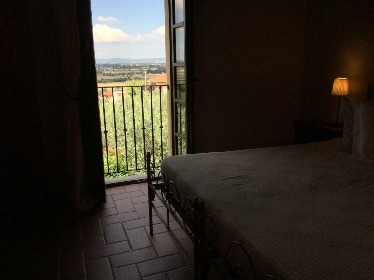 Agriturismo Borgo Tra Gli Olivi Кастилион Фиорентино Екстериор снимка
